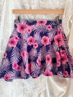 Victoria's Secret PINK Y2K Pink Hibiscus Floral Skater Mini Skirt